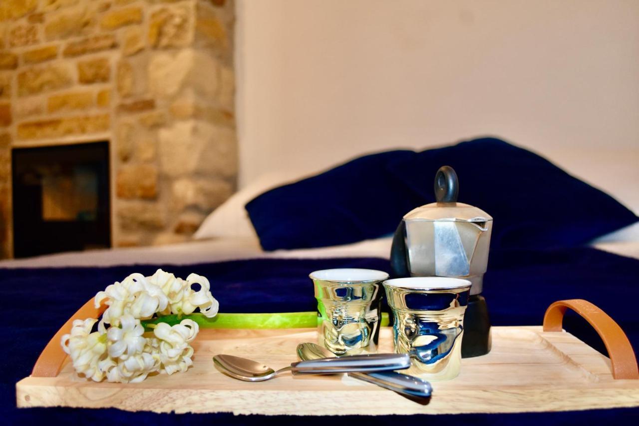 La Petite Maison Pietrapertosa Bagian luar foto
