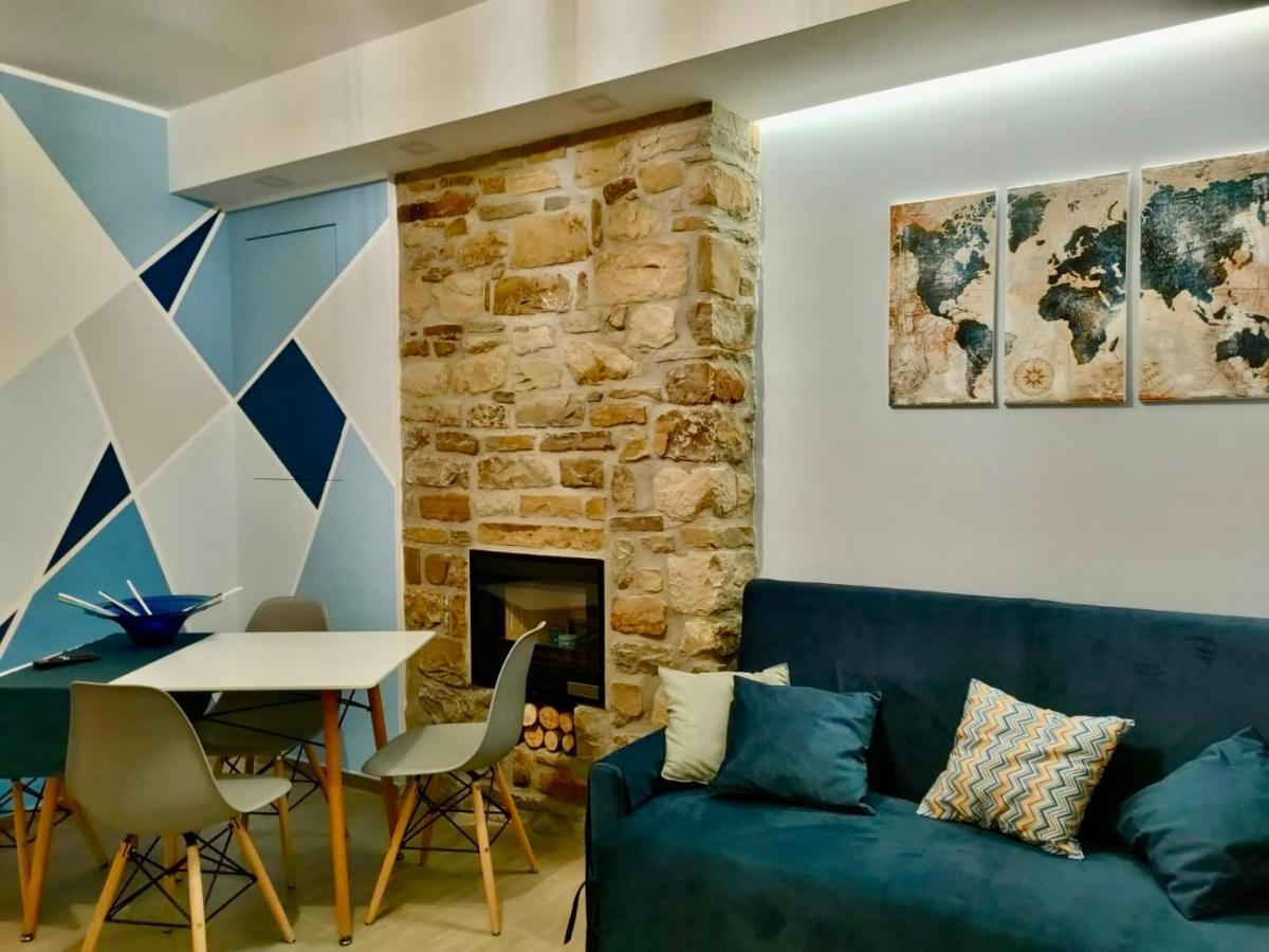 La Petite Maison Pietrapertosa Bagian luar foto