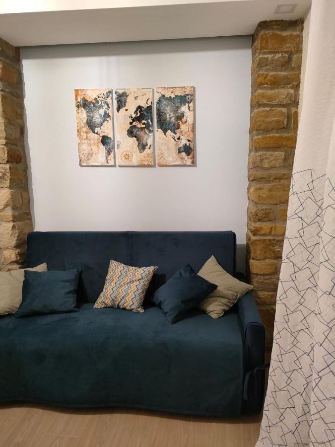 La Petite Maison Pietrapertosa Bagian luar foto