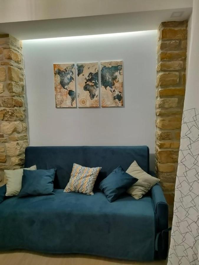 La Petite Maison Pietrapertosa Bagian luar foto